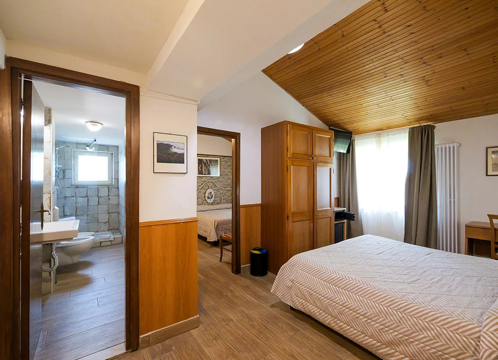 media.Camera_Familiare-con-finestra8
